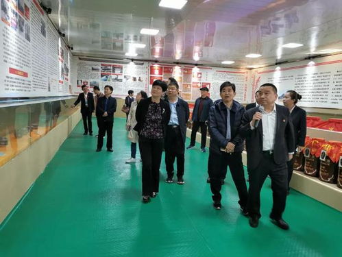 河南省市縣旅游標準化創(chuàng)建驗收組領(lǐng)導一行蒞臨朗陵酒業(yè)公司調(diào)研