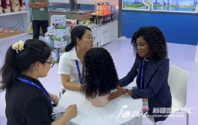 新疆企業(yè)借中非經(jīng)貿(mào)博覽會(huì)平臺(tái)拓展市場(chǎng)新空間